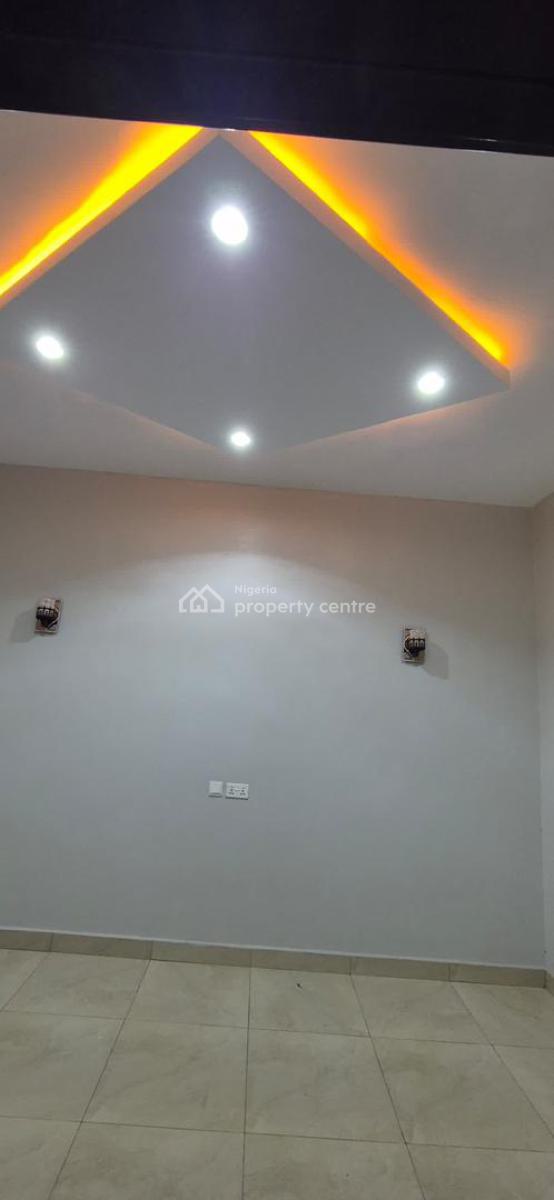 Newly Built 1bedroom Flat with Modern Facilities, Engineer Lere Adigun Gra, Bashorun, Ibadan, Ibadan, Oyo, Mini Flat (room and Parlour) for Rent