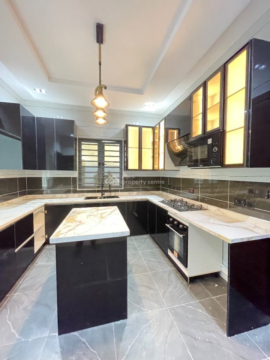 5 Bedroom Fully Detached Duplex, Ikota Lekki, Lekki, Lagos, Flat / Apartment for Sale