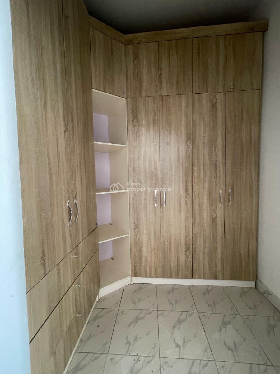 4 Bedroom Terrace Duplex in a Well Secured Location, Ikota, Lekki, Lagos, Terraced Duplex for Sale