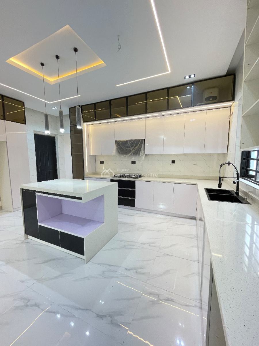 5 Bedroom Fully Detached with Bq and Swimming Pool, Ajah Lekki, Lekki, Lagos, Flat / Apartment for Sale