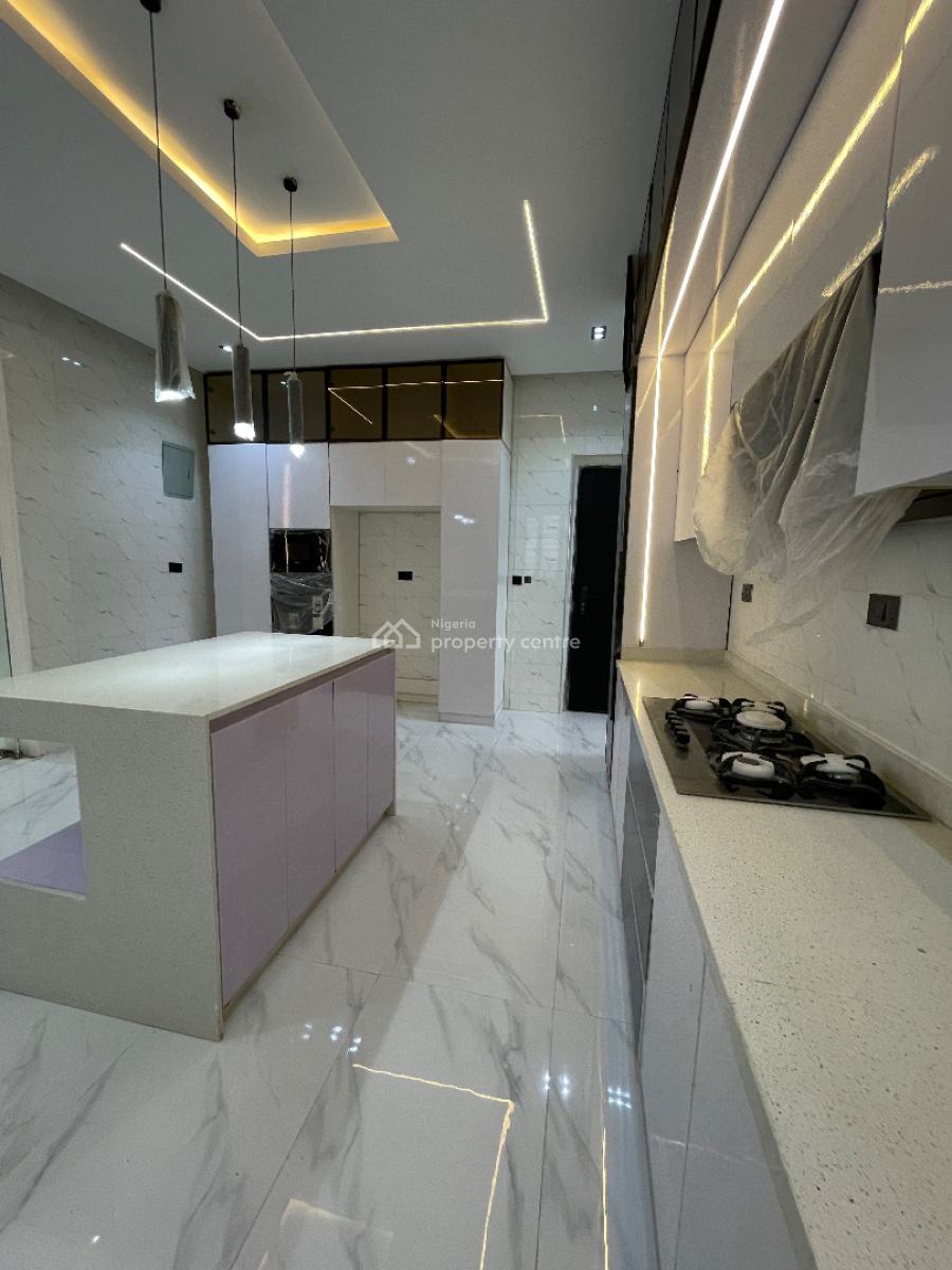 5 Bedroom Fully Detached with Bq and Swimming Pool, Ajah Lekki, Lekki, Lagos, Flat / Apartment for Sale