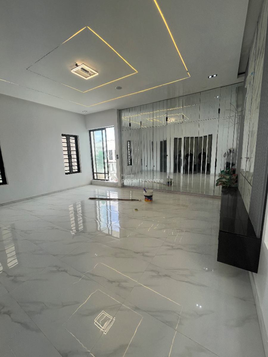 5 Bedroom Fully Detached with Bq and Swimming Pool, Ajah Lekki, Lekki, Lagos, Flat / Apartment for Sale