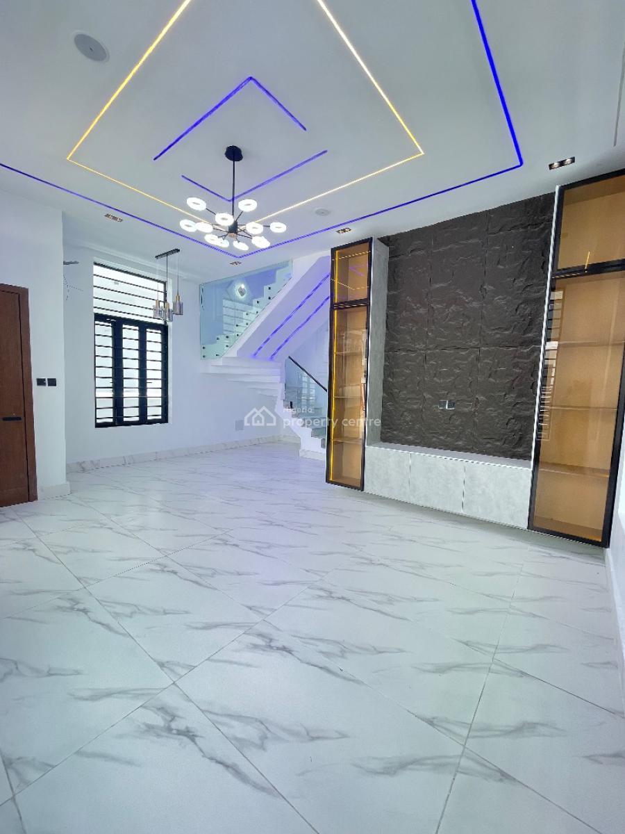 4 Bedroom Fully Detached with a Swimming Pool and Bq, Ajah Lekki, Lekki, Lagos, Flat / Apartment for Sale