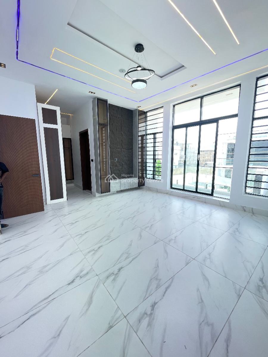 4 Bedroom Fully Detached with a Swimming Pool and Bq, Ajah Lekki, Lekki, Lagos, Flat / Apartment for Sale