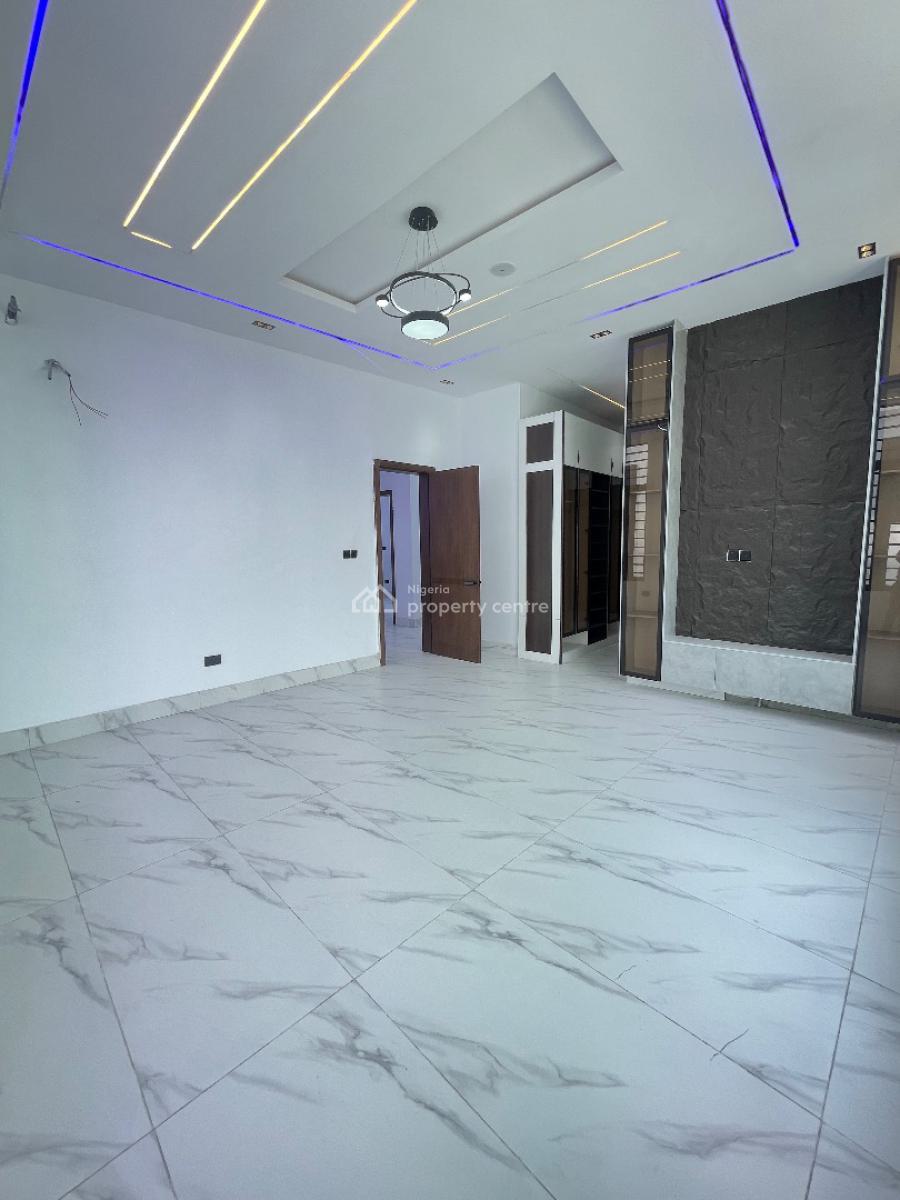 4 Bedroom Fully Detached with a Swimming Pool and Bq, Ajah Lekki, Lekki, Lagos, Flat / Apartment for Sale