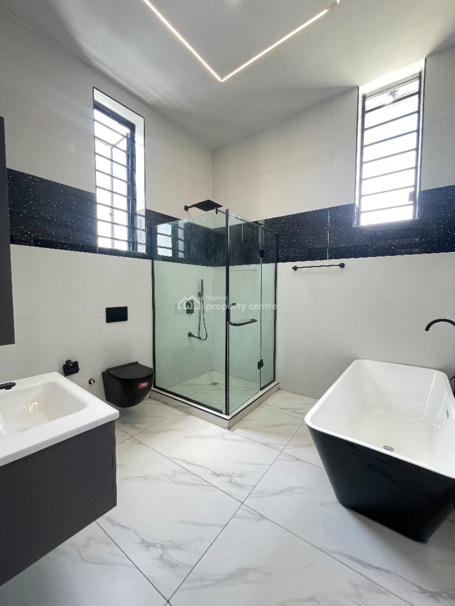 4 Bedroom Fully Detached with a Swimming Pool and Bq, Ajah Lekki, Lekki, Lagos, Flat / Apartment for Sale