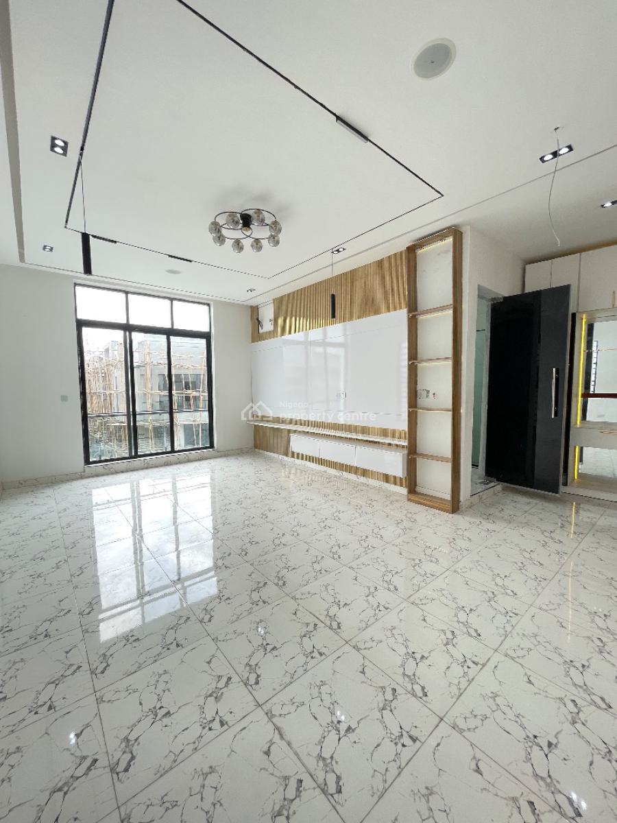 Luxury 5-bedroom Fully Detached Duplex with Pool & Bq, Chevron Lekki, Lekki, Lagos, Flat / Apartment for Sale