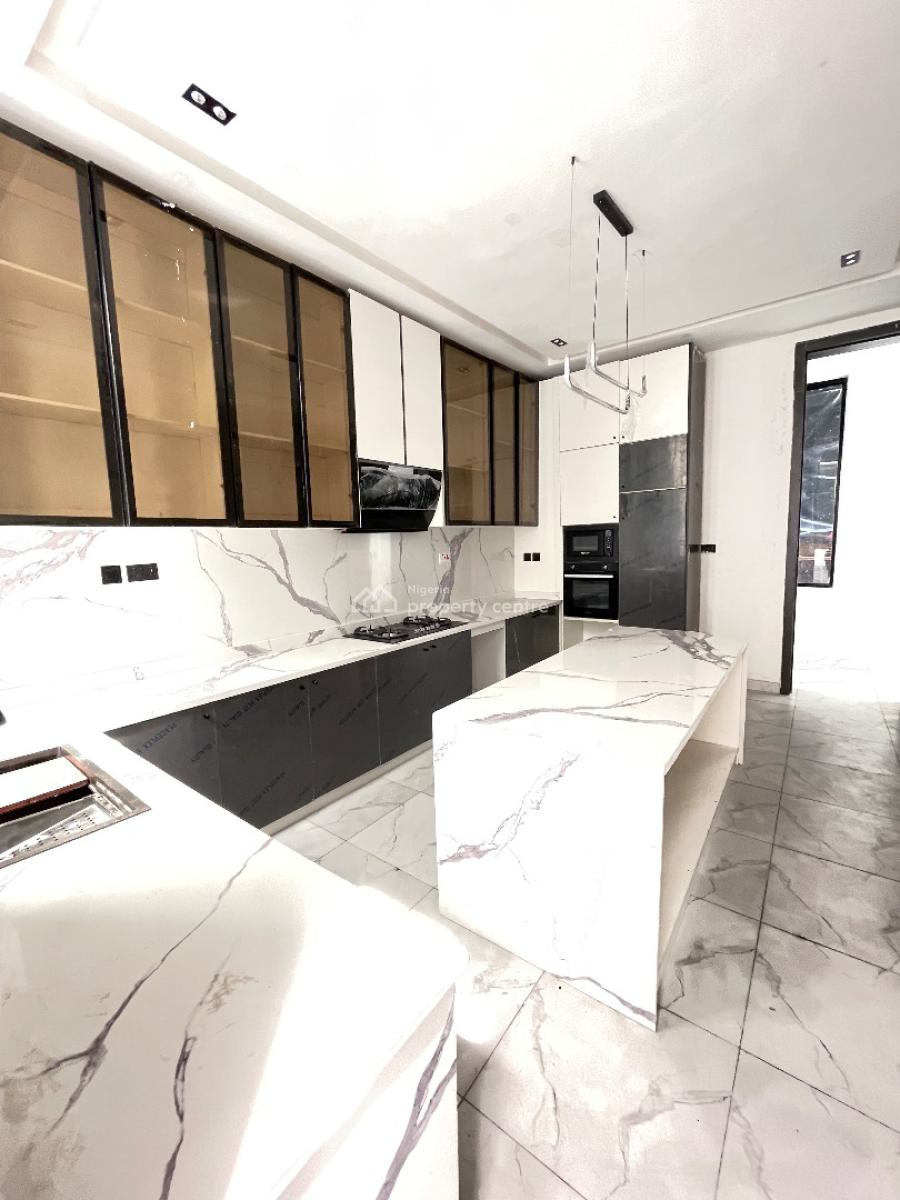 5-bedroom Fully Detached Duplex with Swimming Pool & Bq -- ₦350m, Chevron Lekki, Lekki, Lagos, Flat / Apartment for Sale