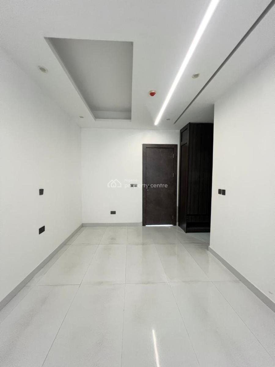 2bedroom Serviced Apartment, Lekki Phase 1, Lekki Phase 1, Lekki, Lagos, Flat / Apartment for Sale