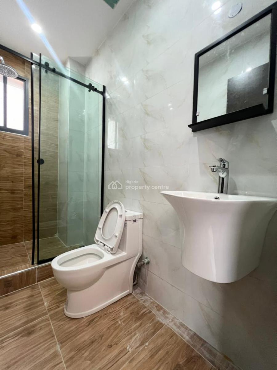 2bedroom Serviced Apartment, Lekki Phase 1, Lekki Phase 1, Lekki, Lagos, Flat / Apartment for Sale