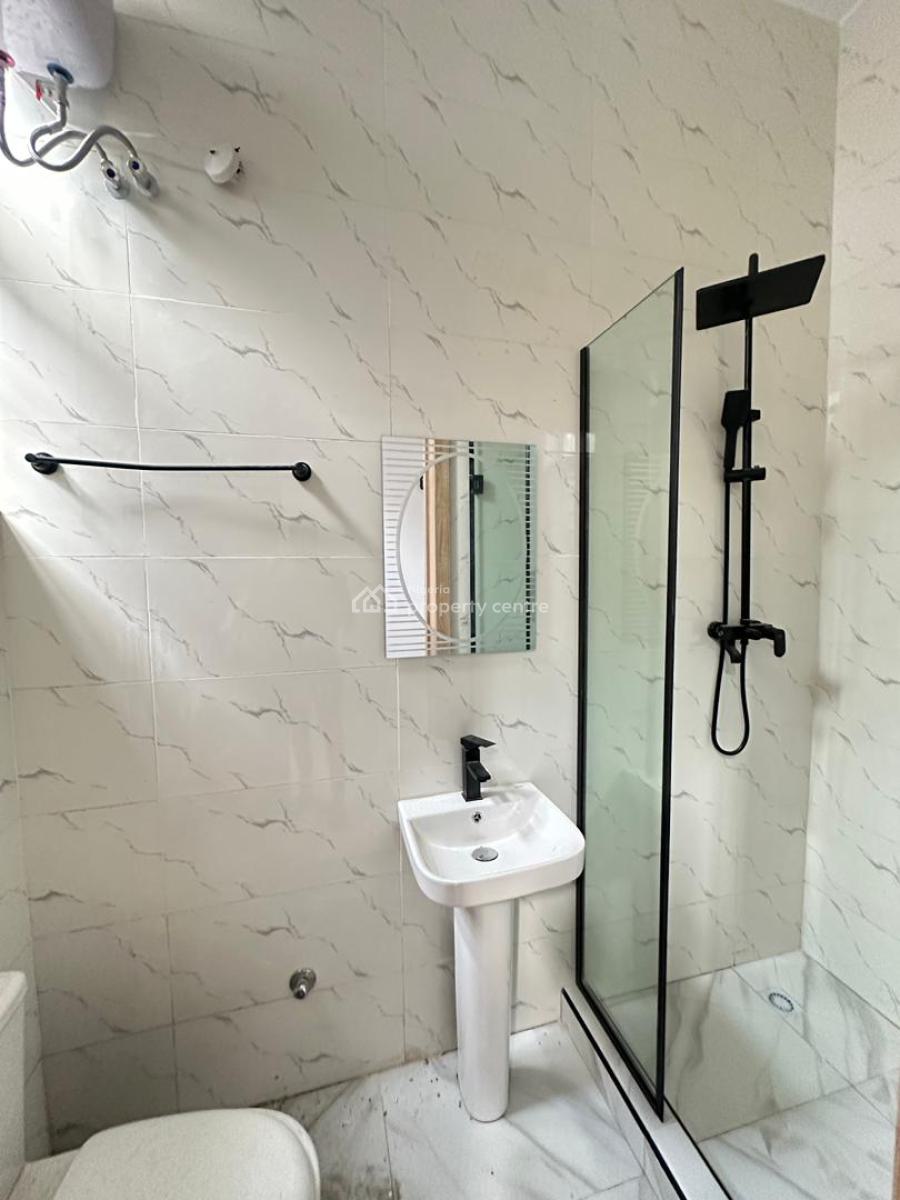 Luxurious 3 Bedroom Terrace Duplex, Chevron, Lekki, Lagos, Terraced Duplex for Sale