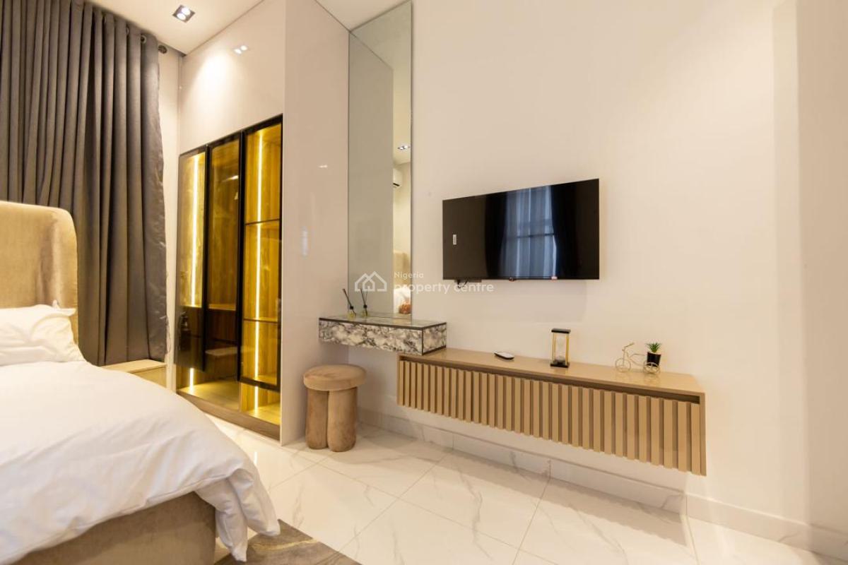 Newly Launched 4/5 Bedroom Duplex with Cinema, Snooker & Swimming Pool, Chevron, Lekki, Lagos, Detached Duplex Short Let