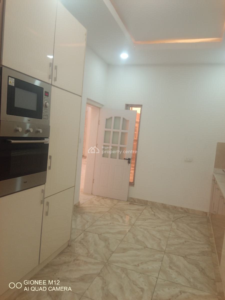 Executive 3bed Room Flat with Bq at Shonibare Estate, Shonibare Estate, Maryland, Lagos, Flat / Apartment for Rent