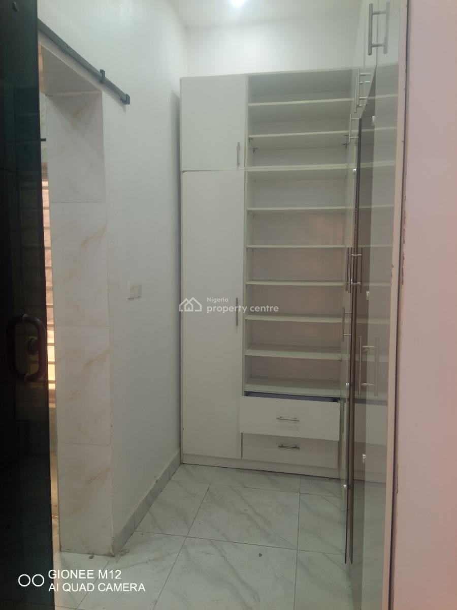 Executive 3bed Room Flat with Bq at Shonibare Estate, Shonibare Estate, Maryland, Lagos, Flat / Apartment for Rent