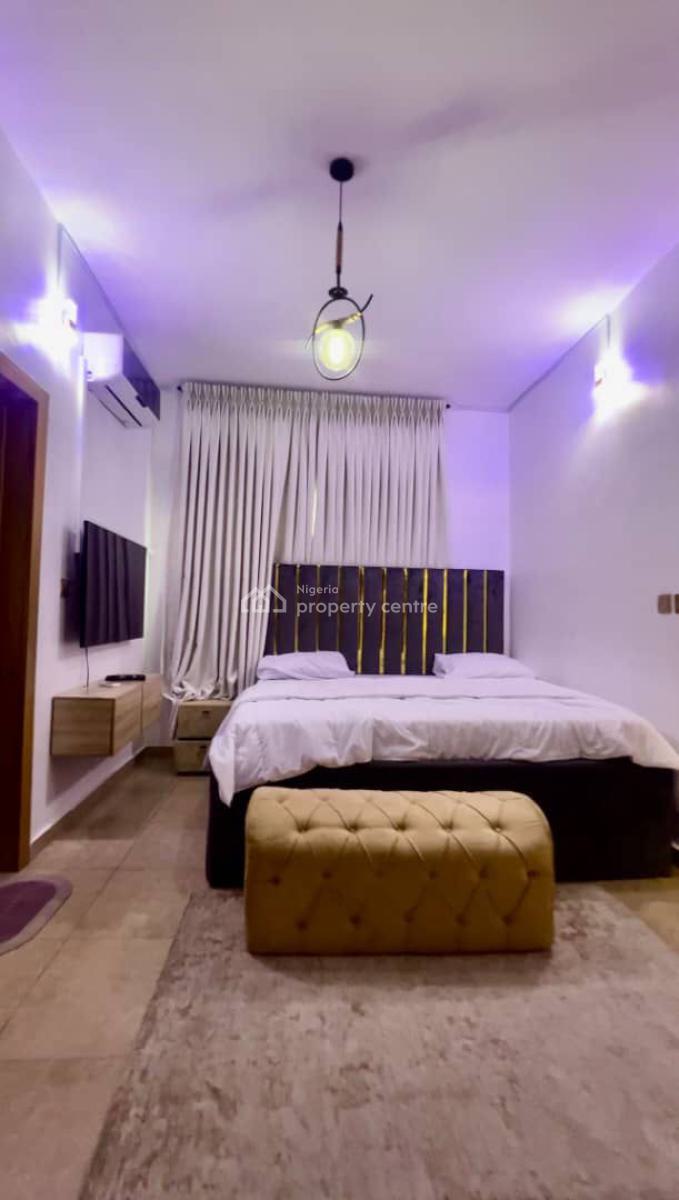 New in! Luxury & Cozy Living: Our Chic 3-bedroom Apartment, Lekki Phase 1, Lekki, Lagos, Flat / Apartment Short Let