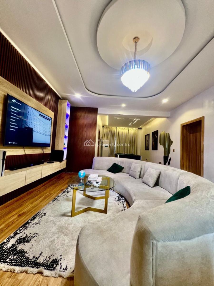 New in! Luxury & Cozy Living: Our Chic 3-bedroom Apartment, Lekki Phase 1, Lekki, Lagos, Flat / Apartment Short Let