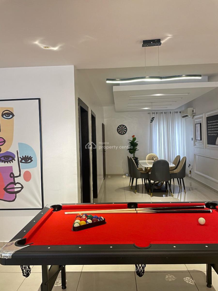Spacious 1 Bedroom with Ps5,snooker and 2 Balcony Space, Lekki Phase 1, Lekki, Lagos, Flat / Apartment Short Let