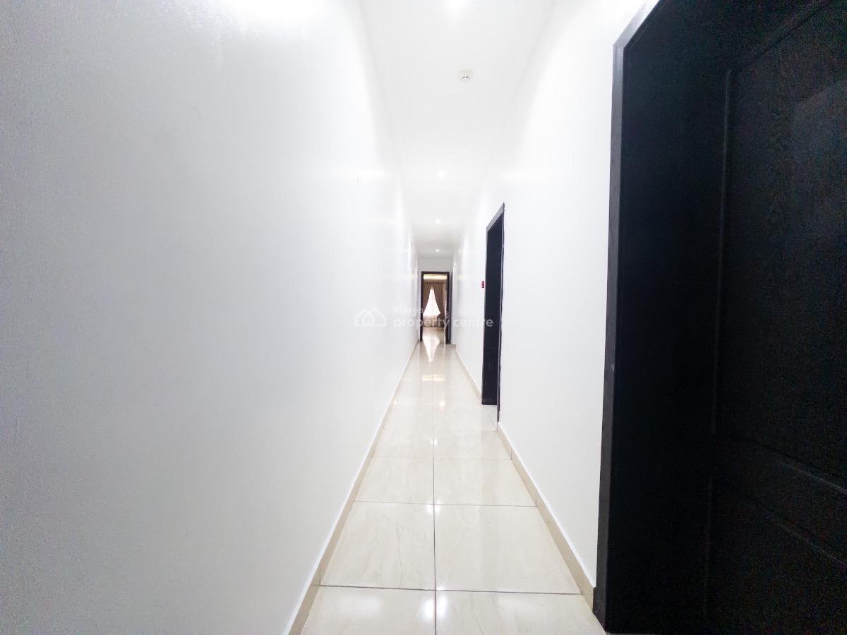 Brand New 1/2 Bedroom Apartment with Private Cinema Snooker,table Tenn, Lekki Phase 1, Lekki, Lagos, Flat / Apartment Short Let