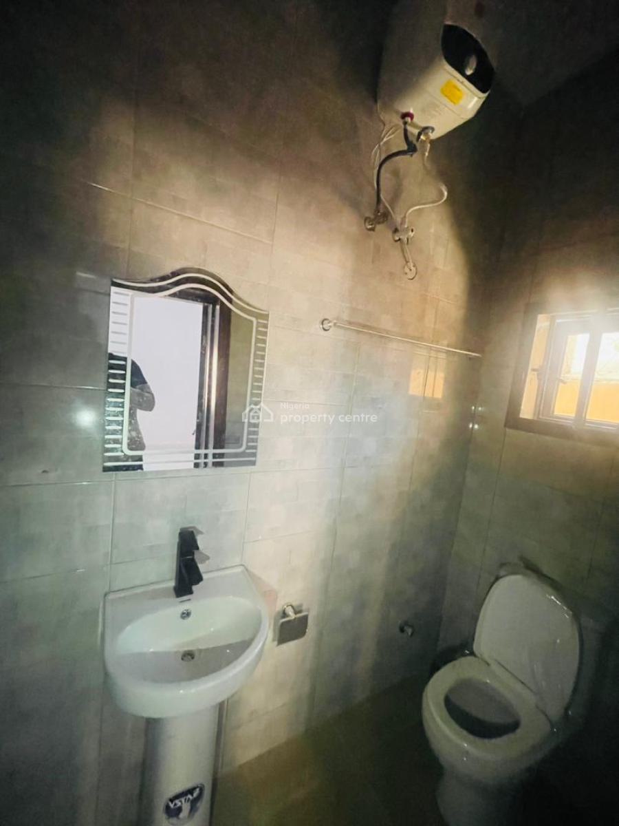 Sharp 3 Bedroom Flat., Lekki, Lekki Phase 1, Lekki, Lagos, House for Rent