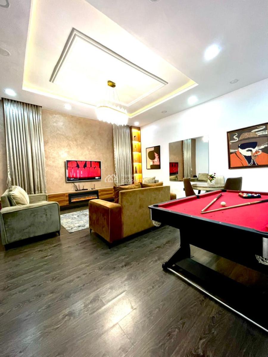 Luxury 3 Bedroom Apartment with Snooker Board, Secured Estate, Lekki Phase 1, Lekki, Lagos, Flat / Apartment Short Let