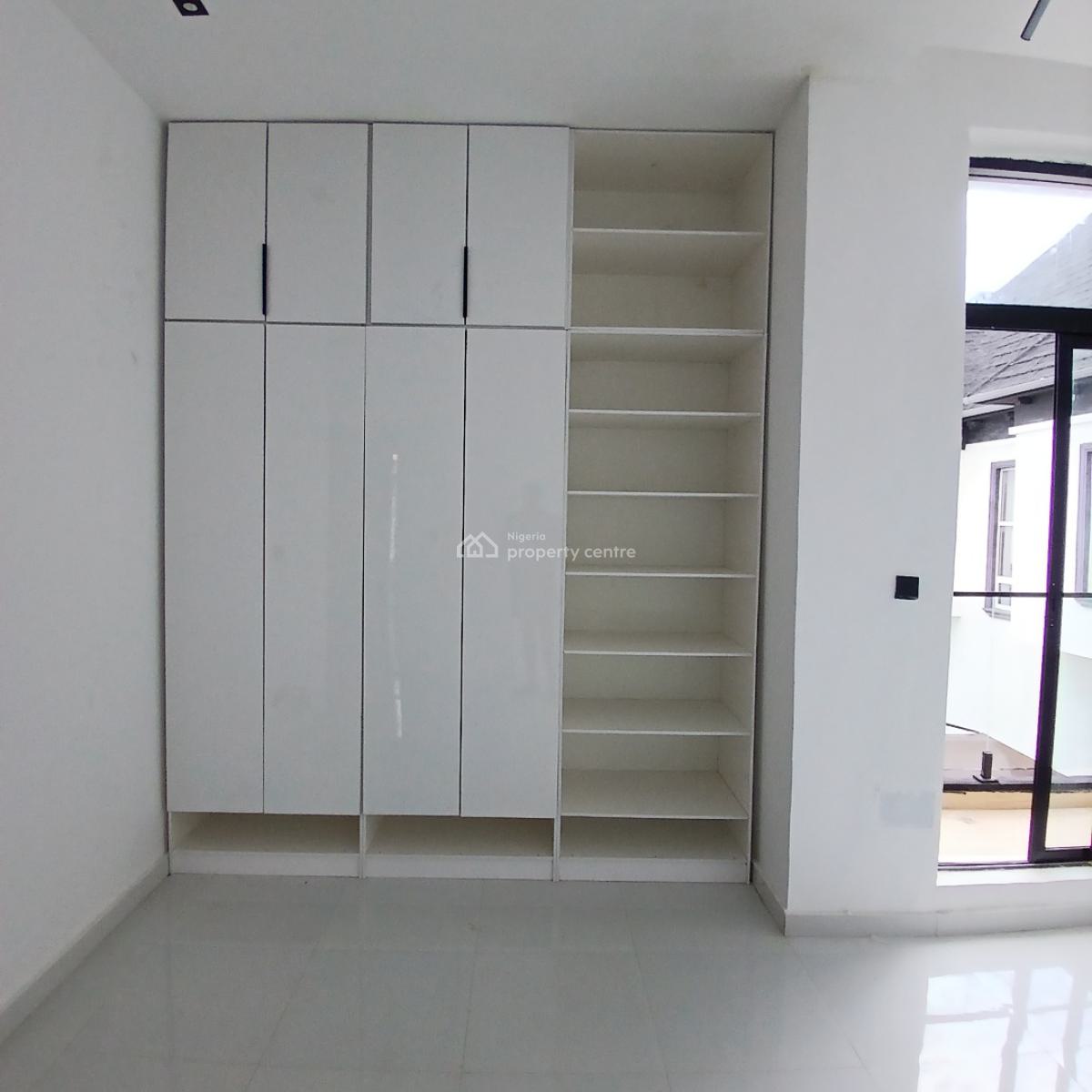 Spacious 4 Bedroom Semi-detached Duplex with Ample Parking, Chevron Toll Gate, Orchid Road, Lekki, Lagos, Semi-detached Duplex for Sale