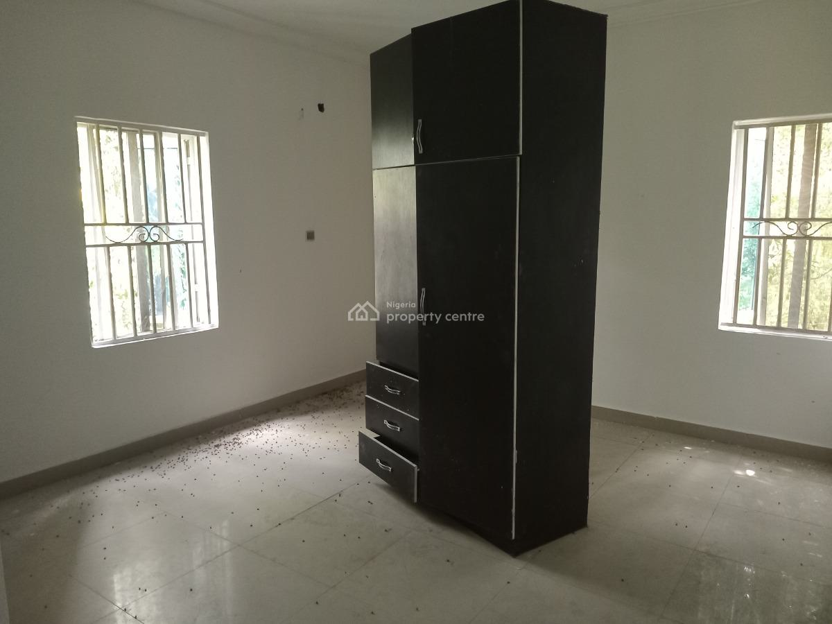 a Very Good Spacious & Serviced 3-bedroom Flat + 1bq, Guzape District ( Video of The House Is Attached), Guzape District, Abuja, Flat / Apartment for Rent
