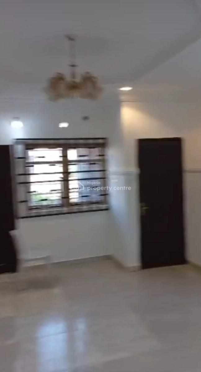 Sharp Standard 2 Bedrooms Flat Arab Road  2.2m Annum, Kubwa, Abuja, Flat / Apartment for Rent