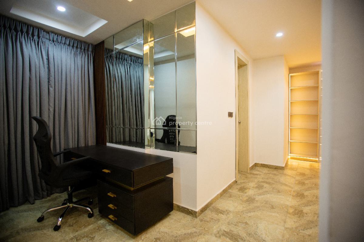 Quintessential 3 Bedroom Apartment with Wifi, Netflix Etc, Off Isaac John Street, Ikeja Gra, Ikeja, Lagos, Flat / Apartment Short Let