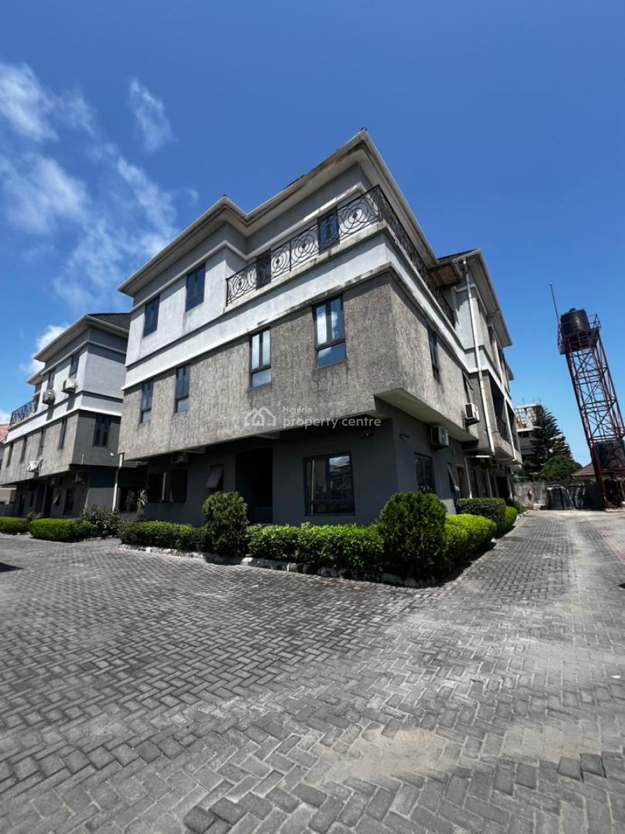 Fully Serviced 3 Bedroom Apartment + Bq, Lekki Phase 1, Lekki, Lagos, Flat / Apartment for Rent