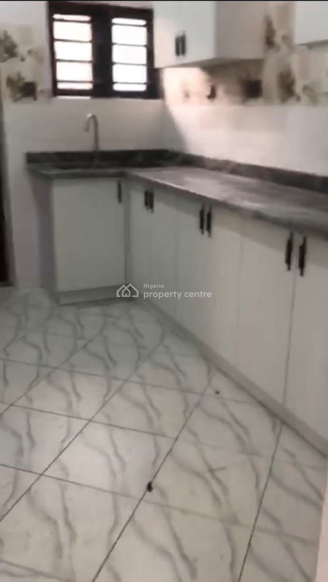 Two Bedroom Apartment, Dawaki, Gwarinpa, Abuja, Flat / Apartment for Rent