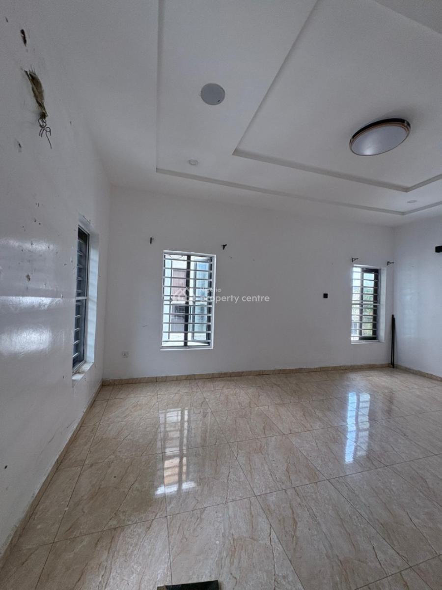 Luxury Masters Bedroom in a Shared Apartment, Conservation Road Chevron, Lekki, Lagos, Self Contain (single Rooms) for Rent