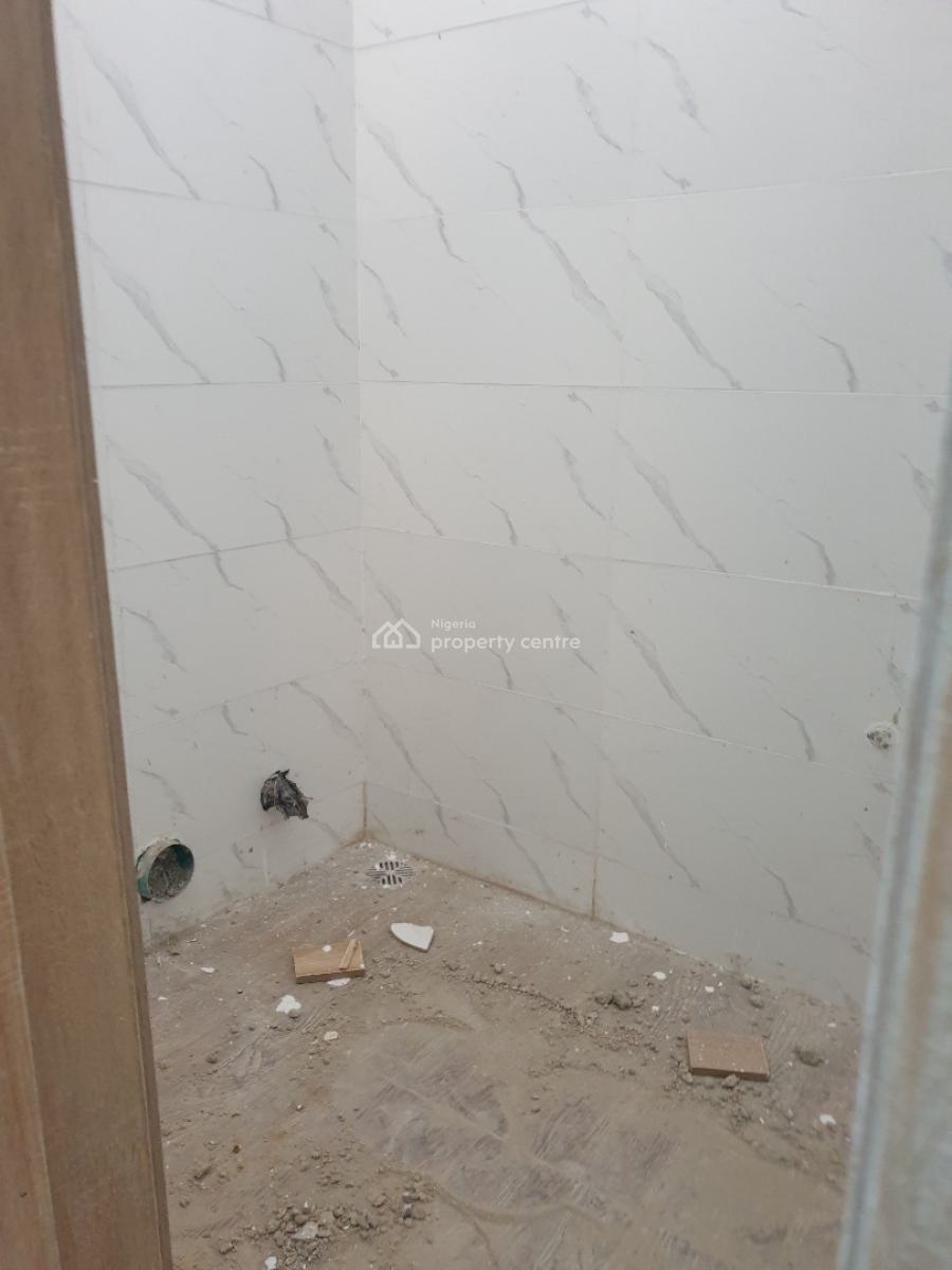 Spacious 2bedroom Flat, Spg Road, Lekki, Lagos, Flat / Apartment for Rent