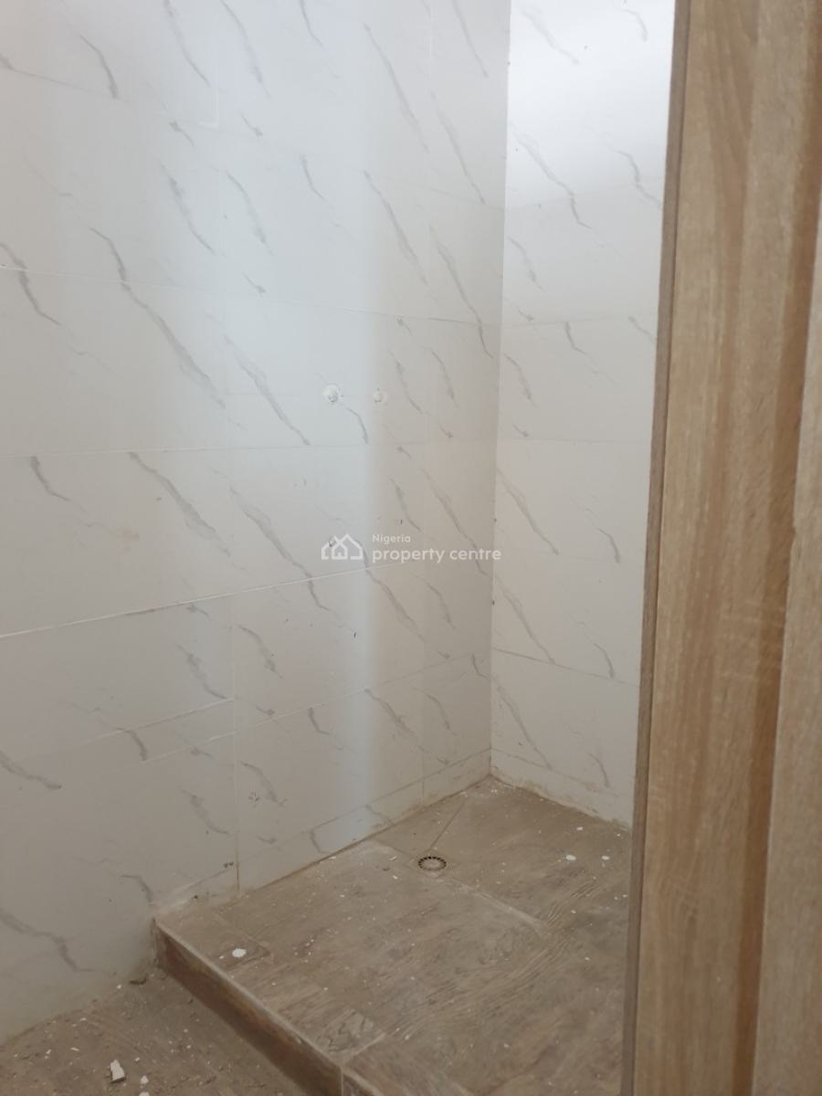 Spacious 2bedroom Flat, Spg Road, Lekki, Lagos, Flat / Apartment for Rent