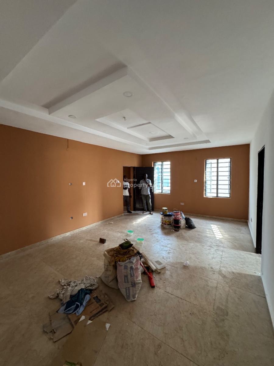 Spacious 3 Bedroom Apartment, Ologolo, Lekki, Lagos, Flat / Apartment for Rent