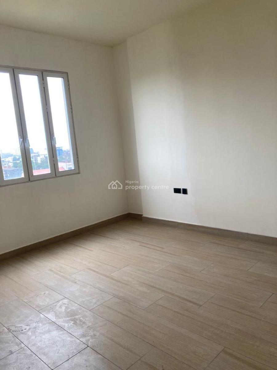 Brand New Serviced 2 Bedroom Penthouse + Swimming Pool, Gym, Elevator, Victoria Island (vi), Lagos, Flat / Apartment for Rent