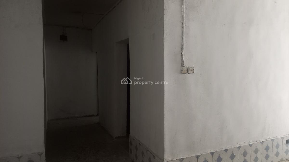 5nos. Mini Flats, 12, Lasisi Ajibade Street, Kudeyibu Estate, Ijegun, Ikotun, Lagos, Mini Flat (room and Parlour) for Rent