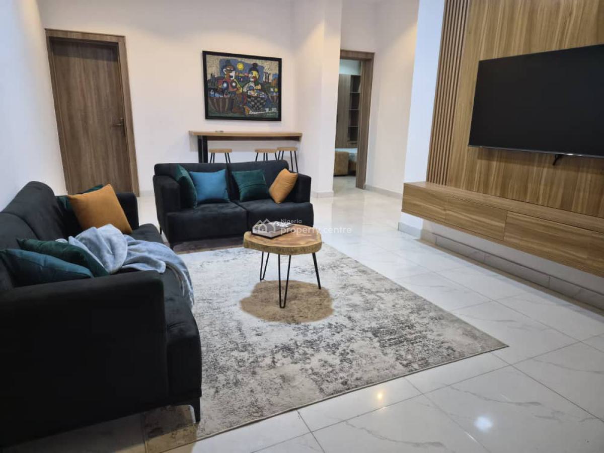 Exquisite 2 Brdroom Penthouse with Bq, Admiralty, Lekki Phase 1, Lekki, Lagos, Flat / Apartment Short Let