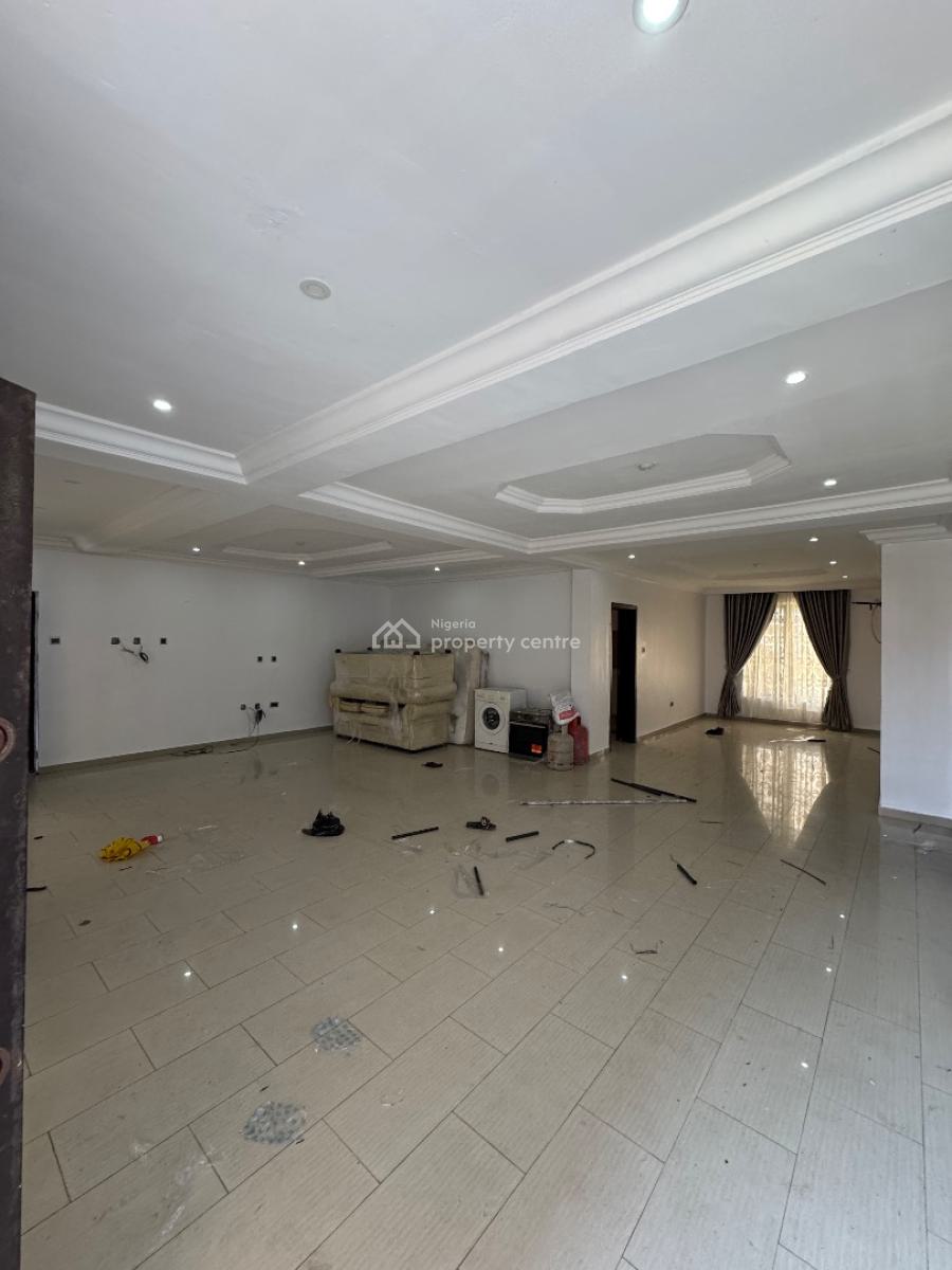 Spacious 3 Bedroom Flat, New Road, Adjacent Chevron, Lekki Expressway, Lekki, Lagos, Flat / Apartment for Rent