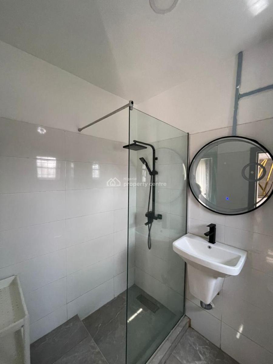 Tastefully Built 2 Bedroom Furnished Apartment., Gilmor Area, Jahi, Abuja, Flat / Apartment for Rent