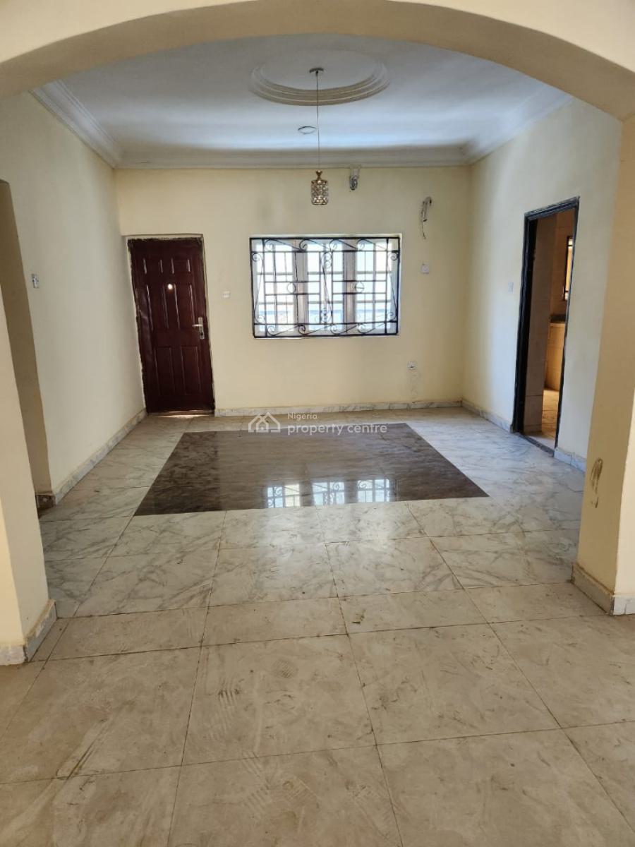 Beautiful and Spacious 3 Bedroom Flat with Bq, Utako, Abuja, Office Space for Rent