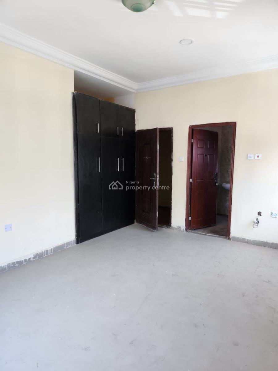 Beautiful and Spacious 3 Bedroom Flat with Bq, Utako, Abuja, Office Space for Rent