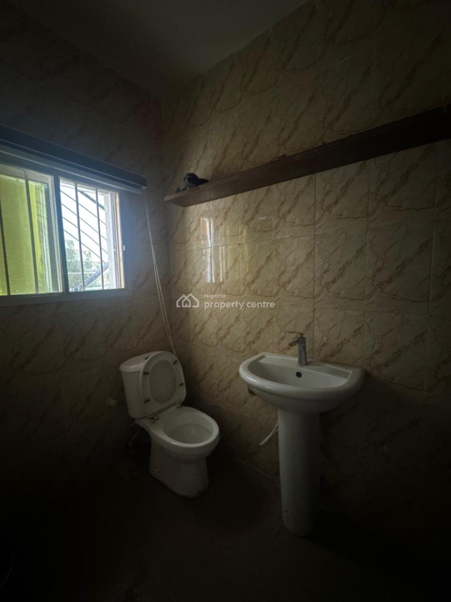 Self Contain, Horizon 2 Ext, Ikate Elegushi, Lekki, Lagos, Self Contain (single Rooms) for Rent