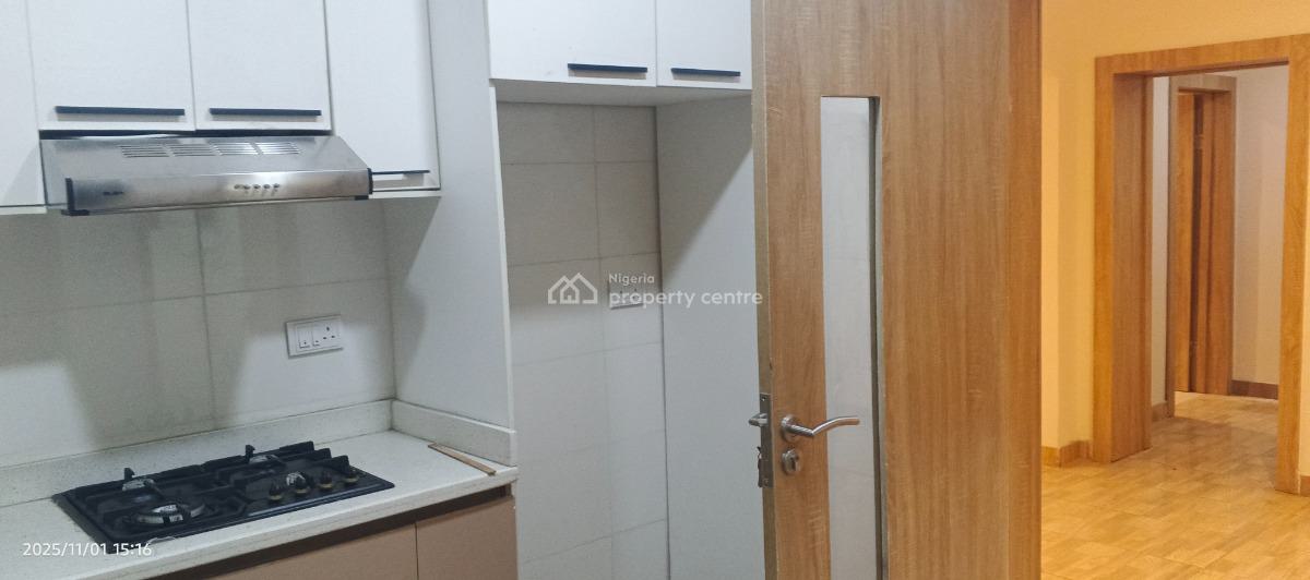 Exquisite 3 Bedroom Flat Well Finished with Parking Space, Lagos Street Off Freeman, Ebute Metta West, Yaba, Lagos, Flat / Apartment for Rent