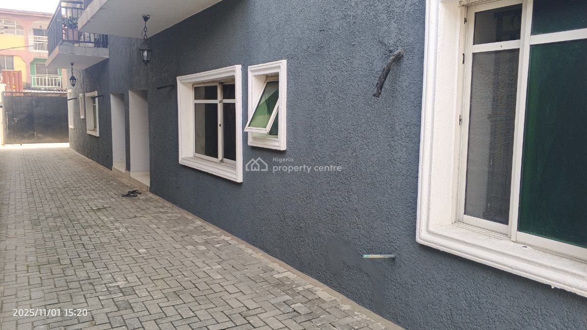 Exquisite 3 Bedroom Flat Well Finished with Parking Space, Lagos Street Off Freeman, Ebute Metta West, Yaba, Lagos, Flat / Apartment for Rent