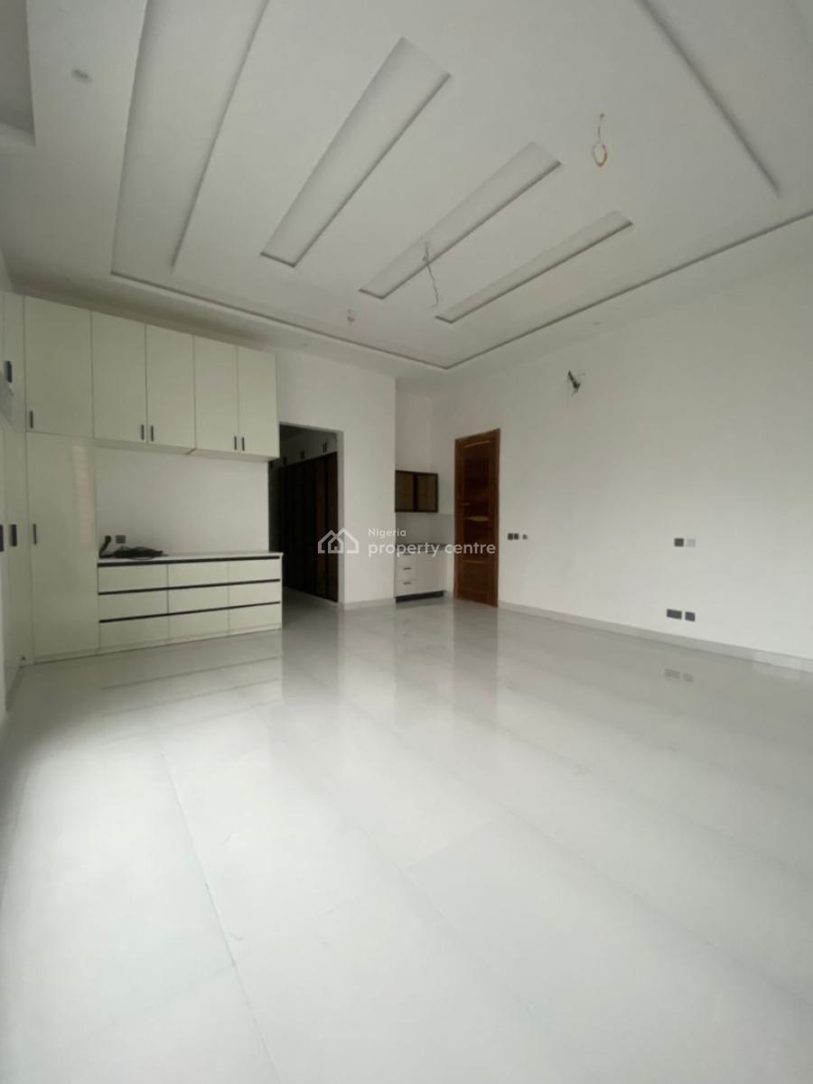 Comfy 5 Bedroom Fully Detached + Bq, Ikota, Lekki, Lagos, Detached Duplex for Sale