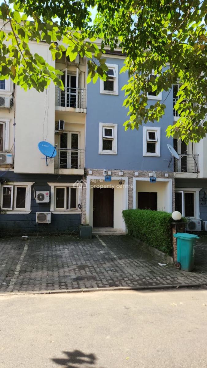 2 Bedroom, in a Lovely Estate, Life Camp, Abuja, Flat / Apartment for Sale