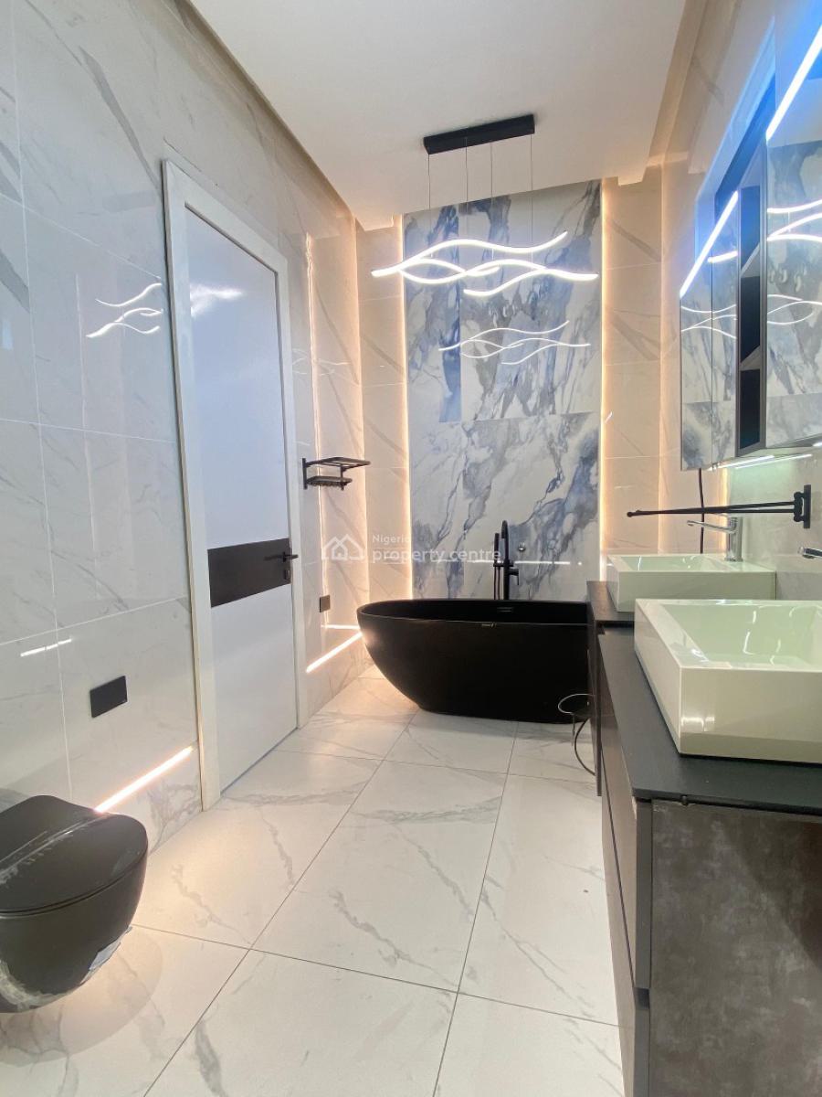 Luxury 6 Bedrooms + Bq, Lekki County, Lekki, Lagos, Detached Duplex for Sale