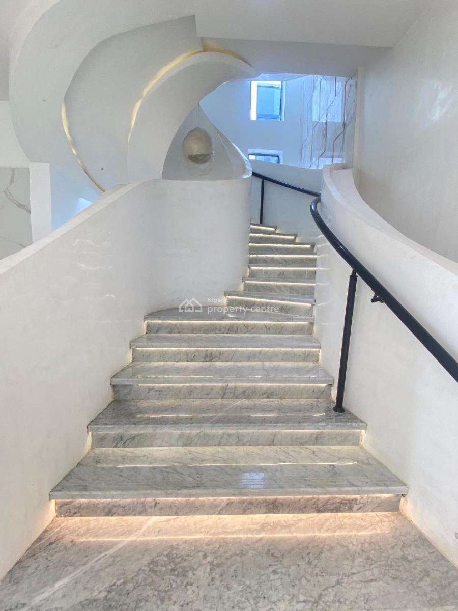 Luxury 6 Bedrooms + Bq, Lekki County, Lekki, Lagos, Detached Duplex for Sale