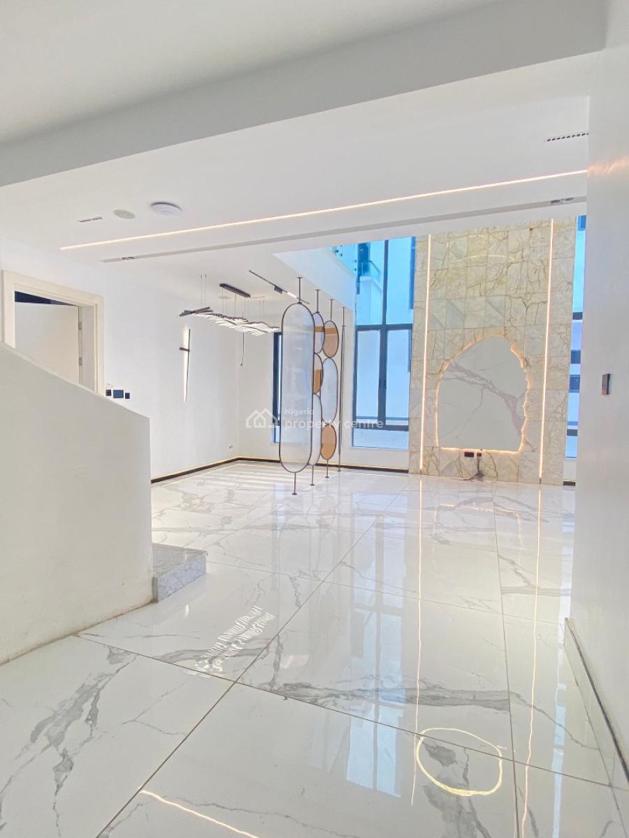 Luxury 6 Bedrooms + Bq, Lekki County, Lekki, Lagos, Detached Duplex for Sale