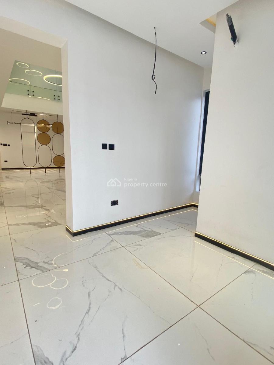 Luxury 6 Bedrooms + Bq, Lekki County, Lekki, Lagos, Detached Duplex for Sale